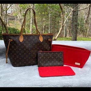 SOLD :: Louis Vuitton Neverfull MM Monogram with pouchette and organizer